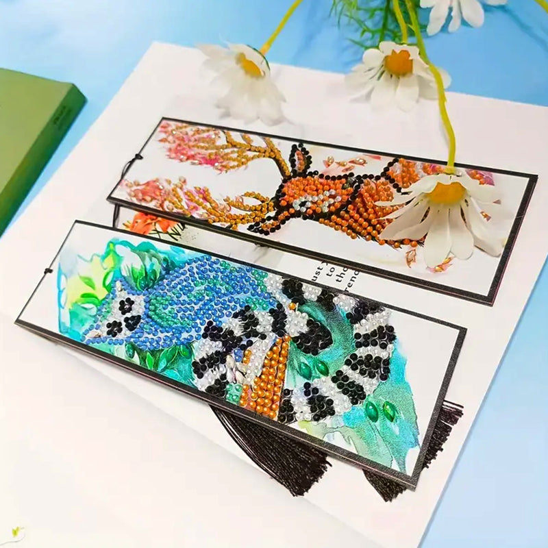 2/4Pcs Deer, Red Panda, Owl and Ring-Tailed Lemur Leather Bookmark Diamond Painting Kits