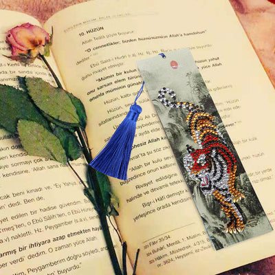 Tiger Descending Mountain Leather Bookmark Diamond Painting Kits