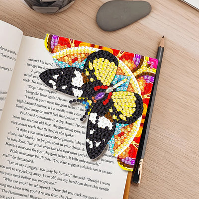 4Pcs Black and Red Butterfly PU Corner Cover Bookmark Diamond Painting Kits