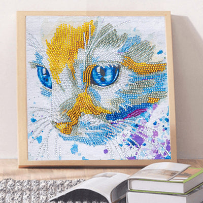 White and Yellow Cat Special Shaped Drills Diamond Painting