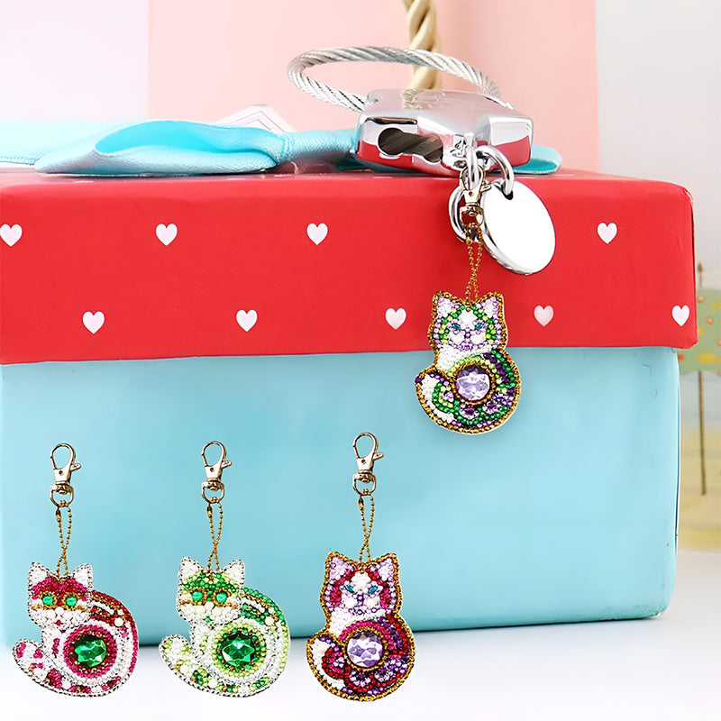 4Pcs Gorgeous Colorful Cat Acrylic Double Side Keychain Diamond Painting