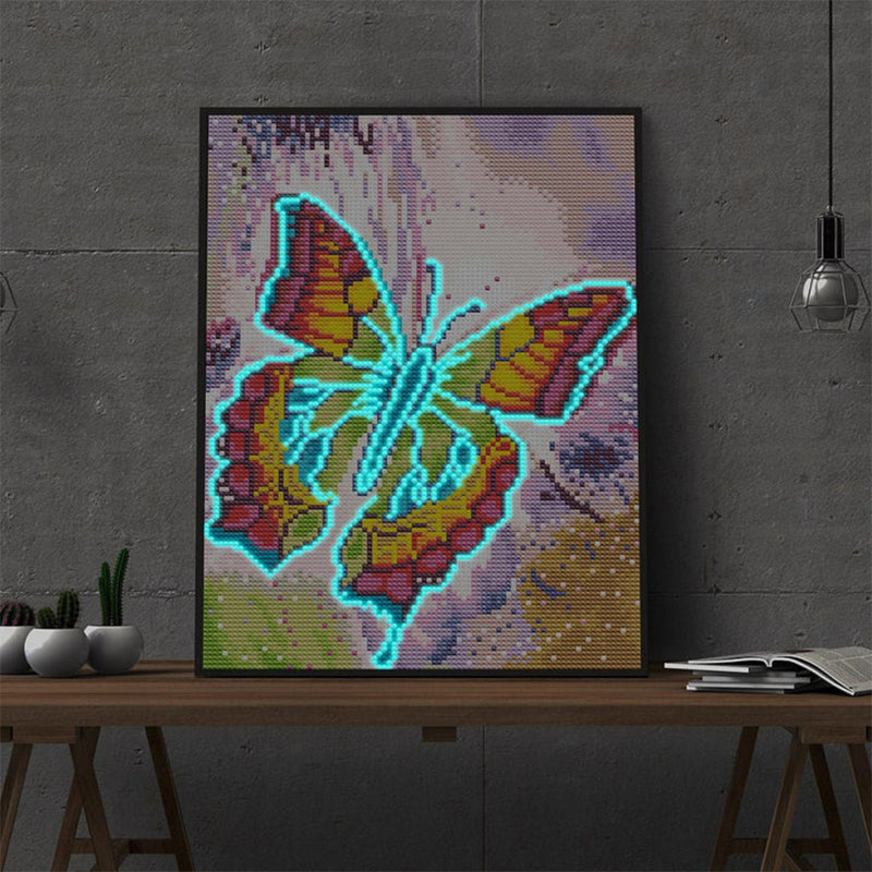 Beautiflu Butterfly Luminous Crystal Rhinestone Diamond Painting