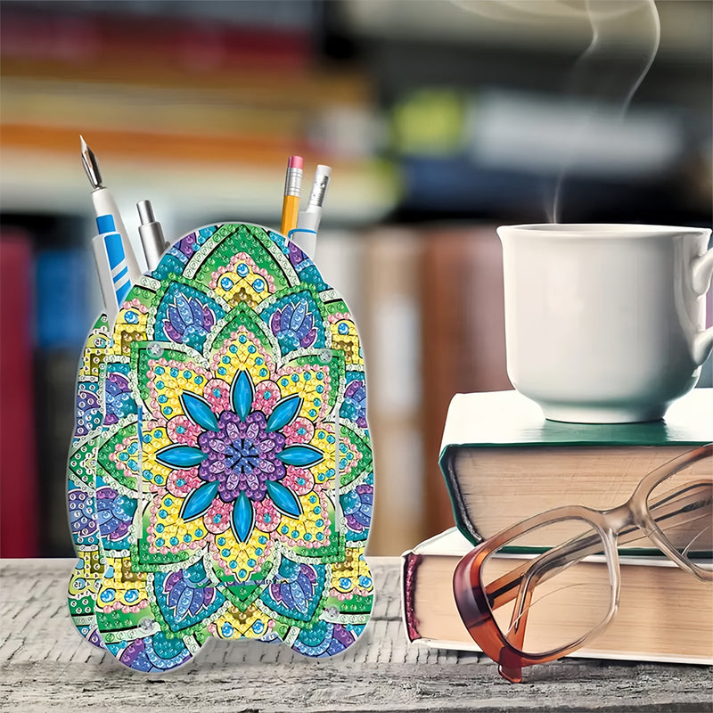 Green and Yellow Mandala Pattern Diamond Painting Pen Holder