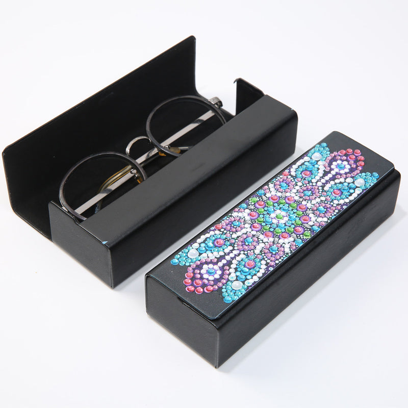 Blue and Purple Mandala Leather Glasses Storage Case Diamond Painting Kits STOBOX302