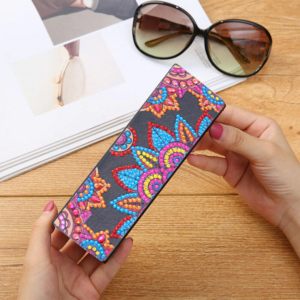 Red Mandala Leather Glasses Storage Case Diamond Painting Kits STOBOX321