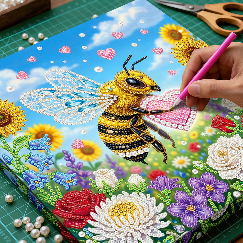 Diamond Painting | Pearl Painting | Bee in Flower Bush