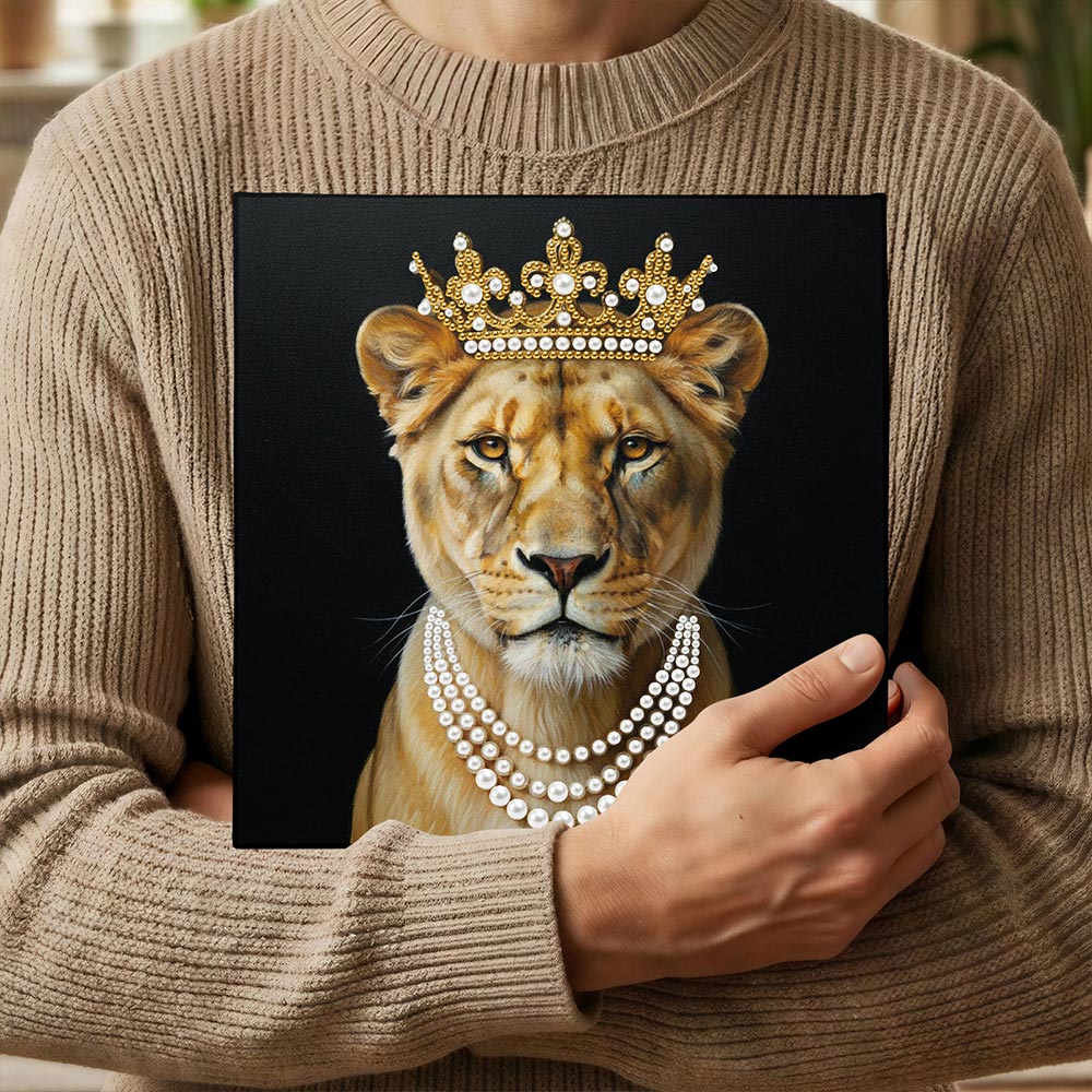 Diamond Painting | Pearl Painting | Female Lion Wearing a Crown