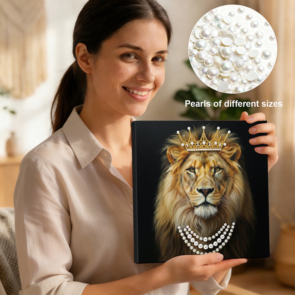 Diamond Painting | Pearl Painting | Male Lion Wearing a Crown