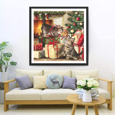 Kittens playing with gifts 5D DIY Diamond Painting Kits