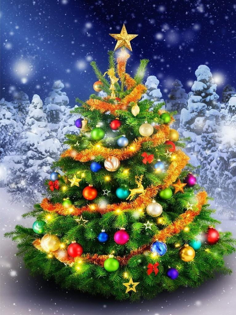 A Beautiful Christmas Tree Diamond Painting