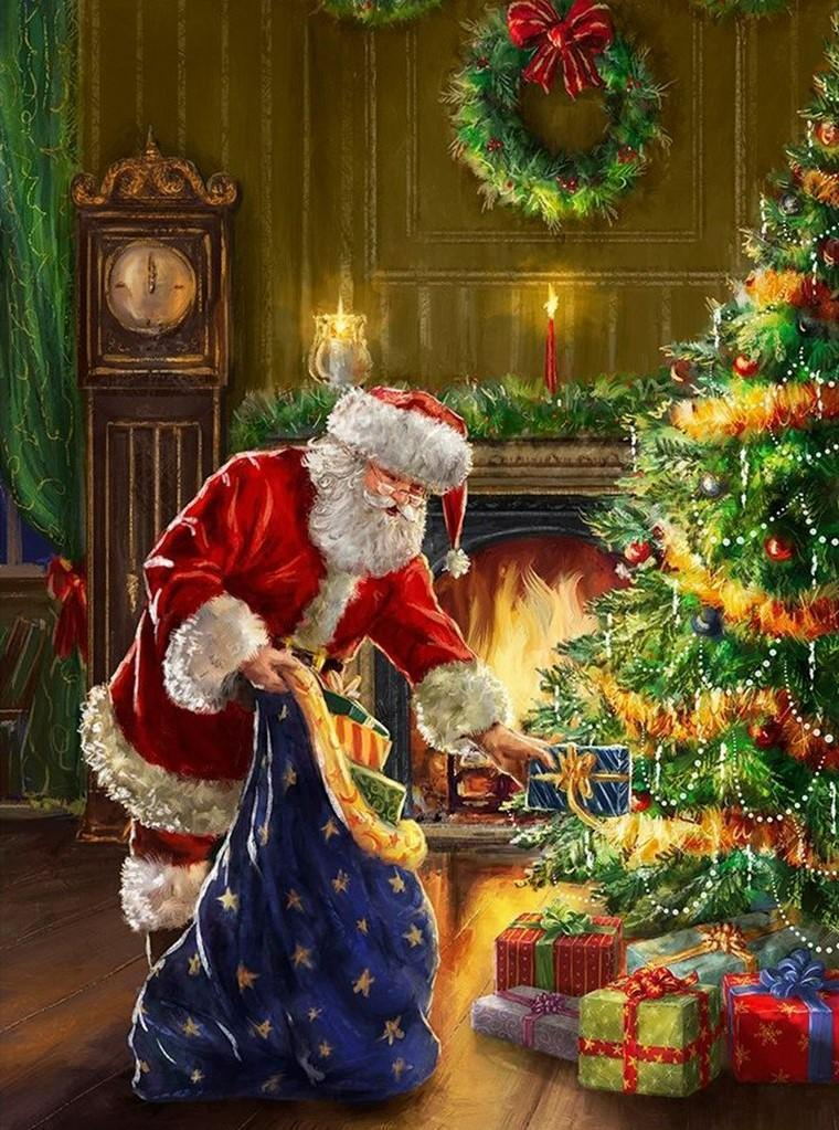 Santa Claus packing presents Diamond Painting