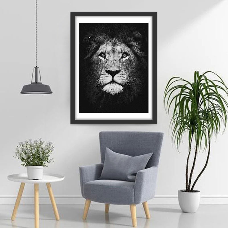 Wise Lion in White and Black Diamond Painting