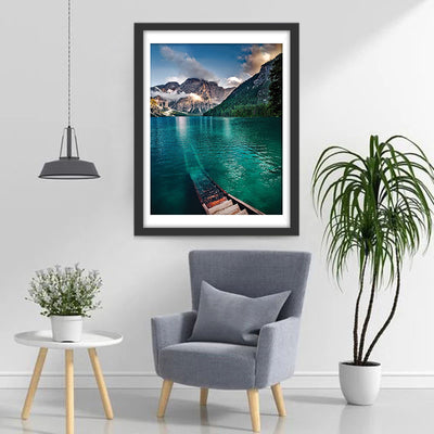 Magnificent Lake and Mountains Diamond Painting