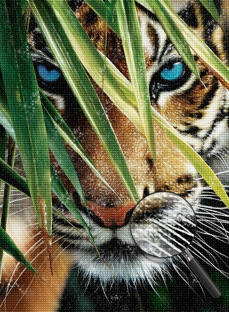 Blue-Eyed Tiger and Bamboo Leaves Diamond Painting