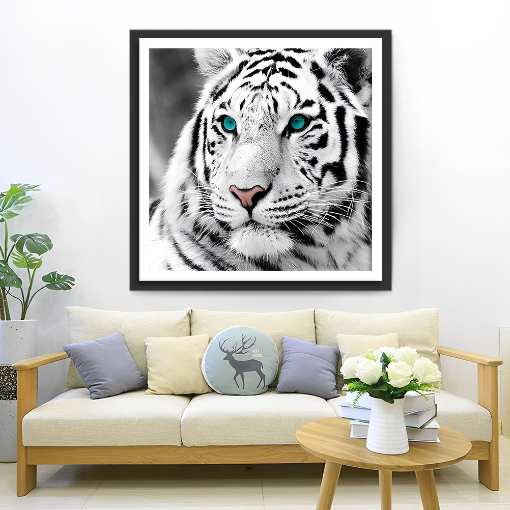 White Tiger with Blue-Green Eyes Diamond Painting