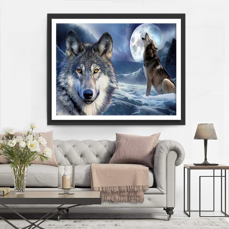 Wolf Looking into the Lens and Howling Wolf Diamond Painting