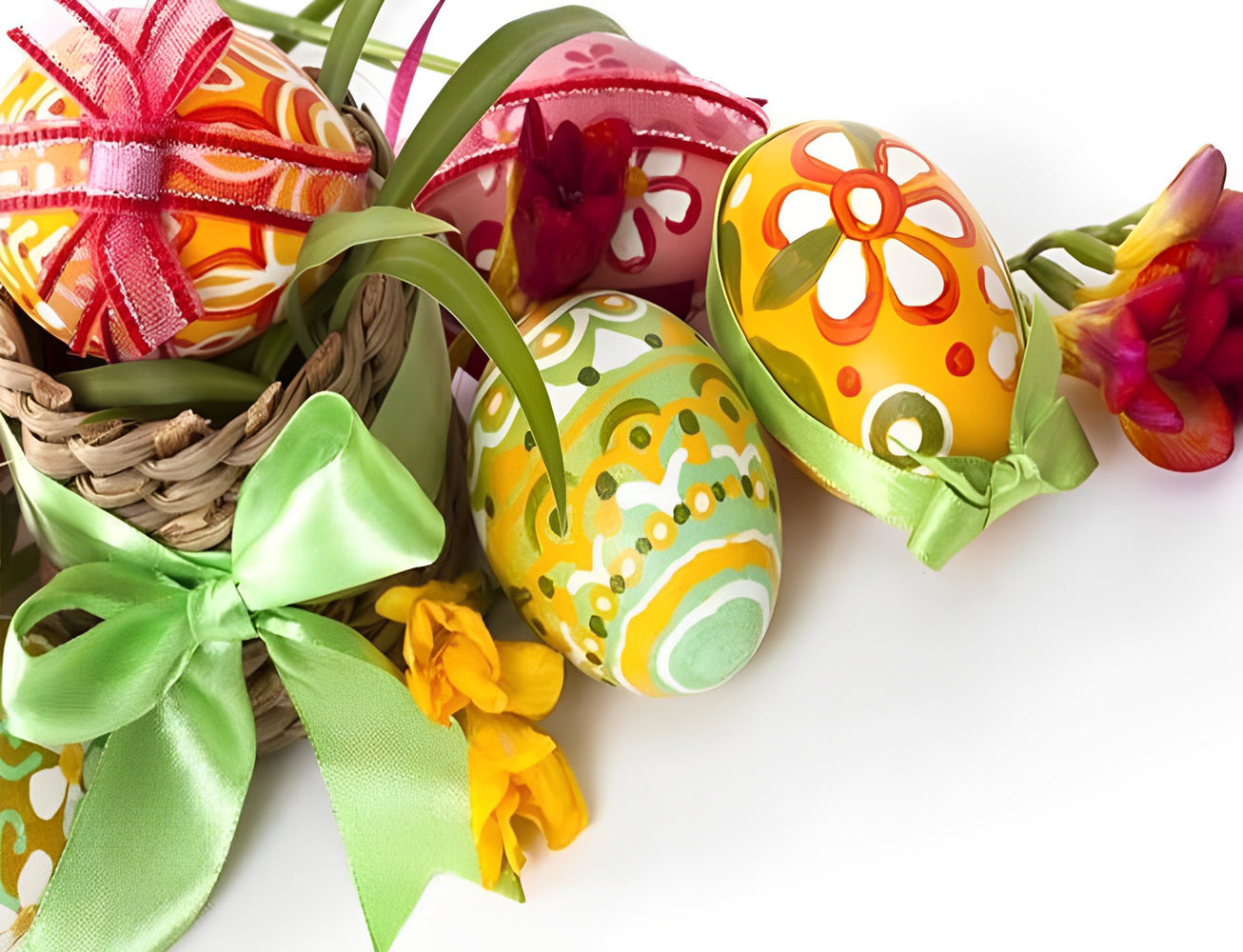 Yellow Eggs with Green Patterns Diamond Painting